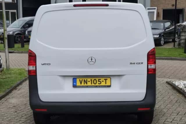 Mercedes-Benz Vito (2015) thumbnail 7