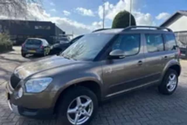 Škoda Yeti (2010) thumbnail 16