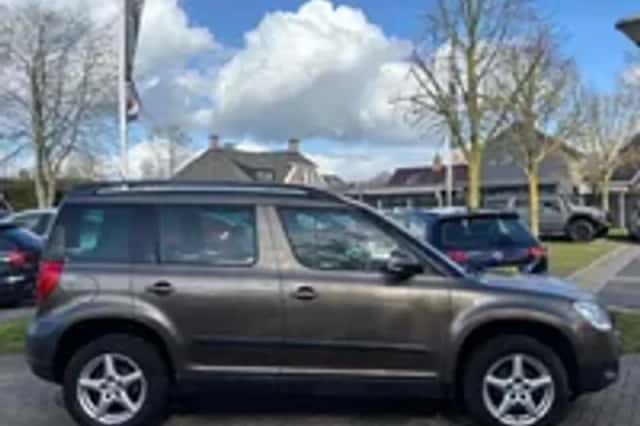 Škoda Yeti (2010) thumbnail 18