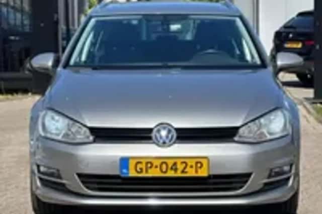 Volkswagen Golf (2015) thumbnail 21