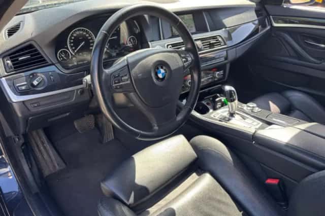 BMW 5-Serie (2015) thumbnail 12