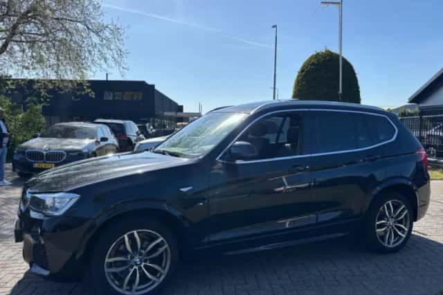 BMW X3 (2016) thumbnail 8