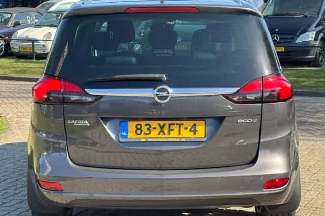 Opel Zafira Tourer (2012) thumbnail 6