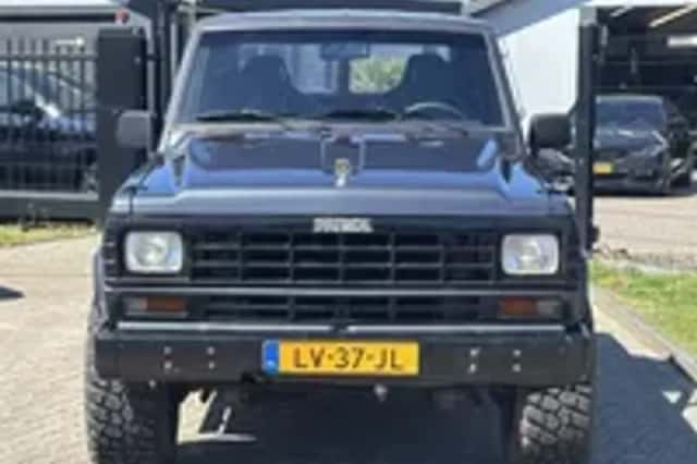 Nissan Patrol (1985) thumbnail 15