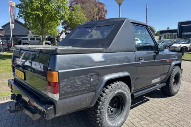 Nissan Patrol (1985) thumbnail 5