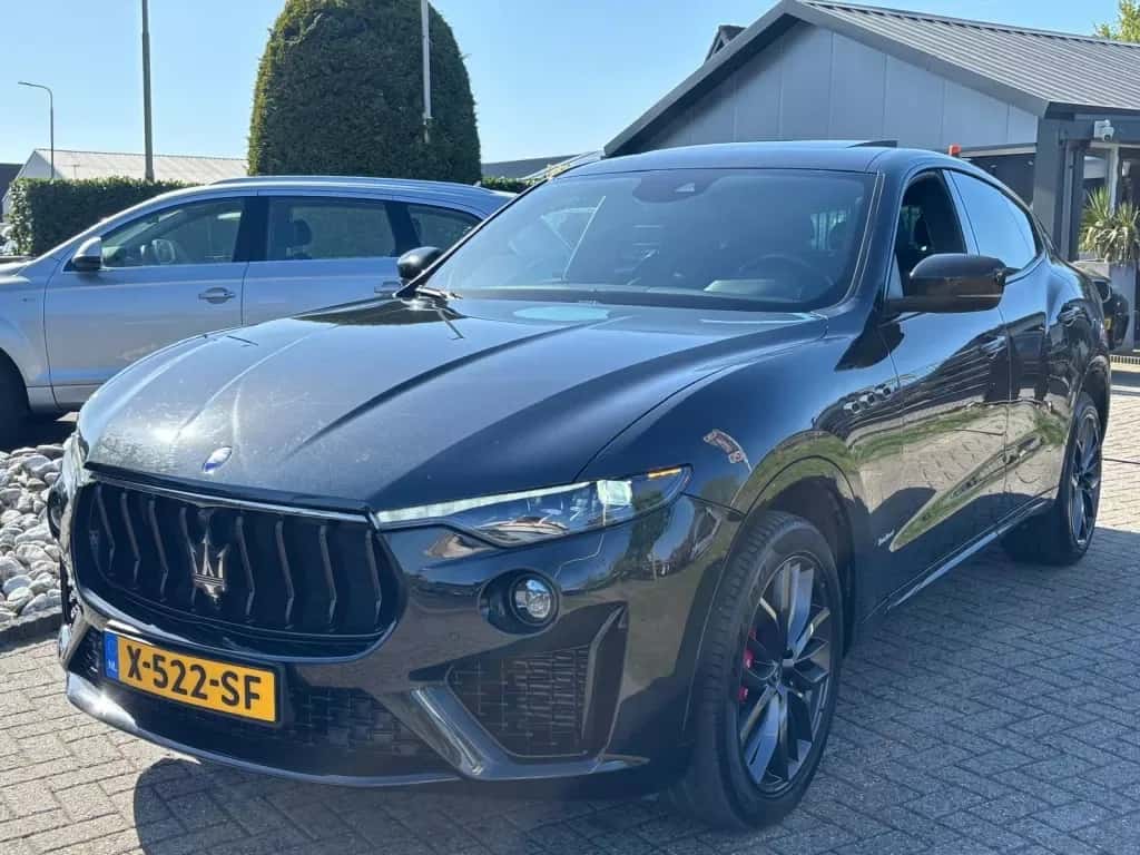 Maserati Levante (2021) — foto 1