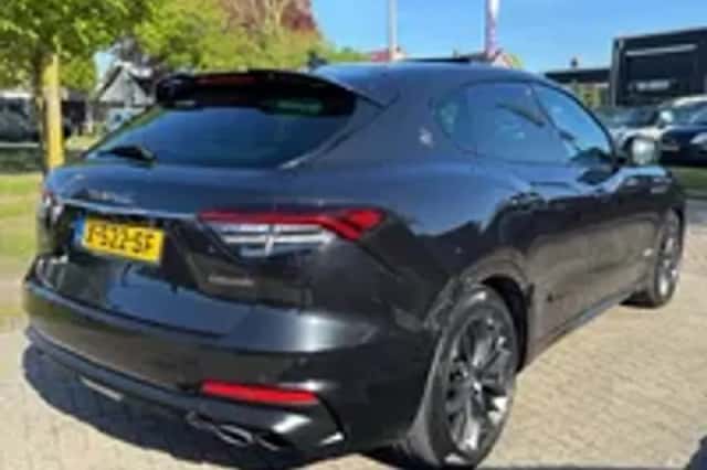 Maserati Levante (2021) thumbnail 13