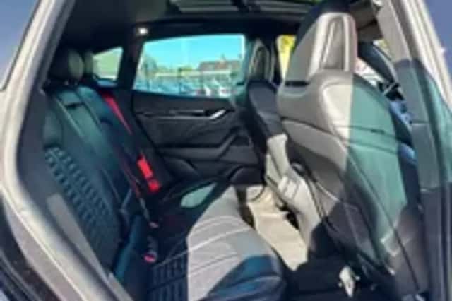 Maserati Levante (2021) thumbnail 15