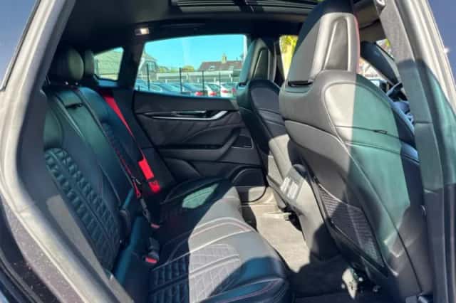 Maserati Levante (2021) thumbnail 6