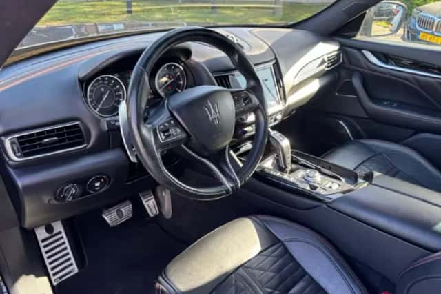 Maserati Levante (2021) thumbnail 8
