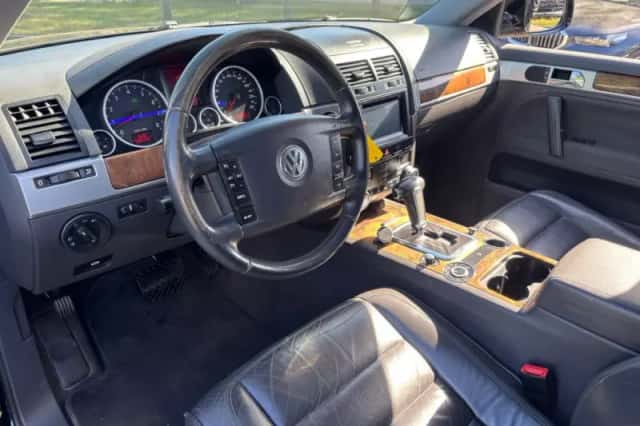 Volkswagen Touareg (2008) thumbnail 13