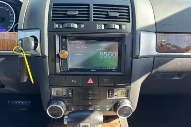 Volkswagen Touareg (2008) thumbnail 15