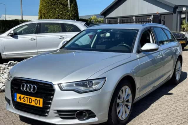 Audi A6 (2013) thumbnail 1