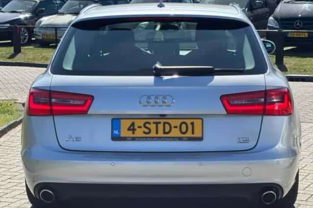 Audi A6 (2013) thumbnail 6