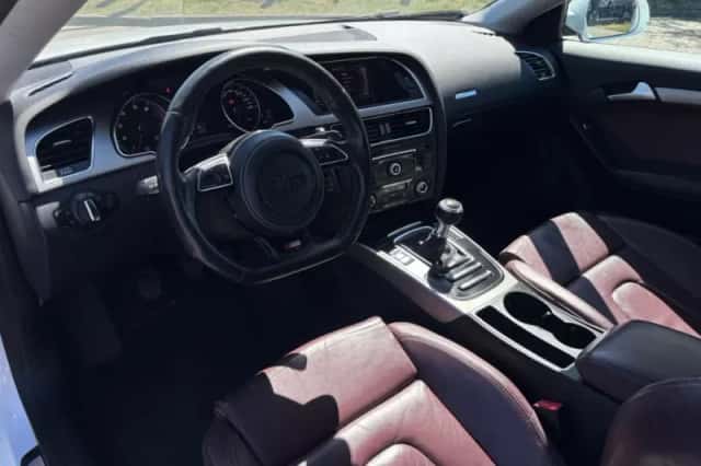 Audi A5 (2012) thumbnail 12