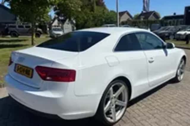 Audi A5 (2012) thumbnail 23