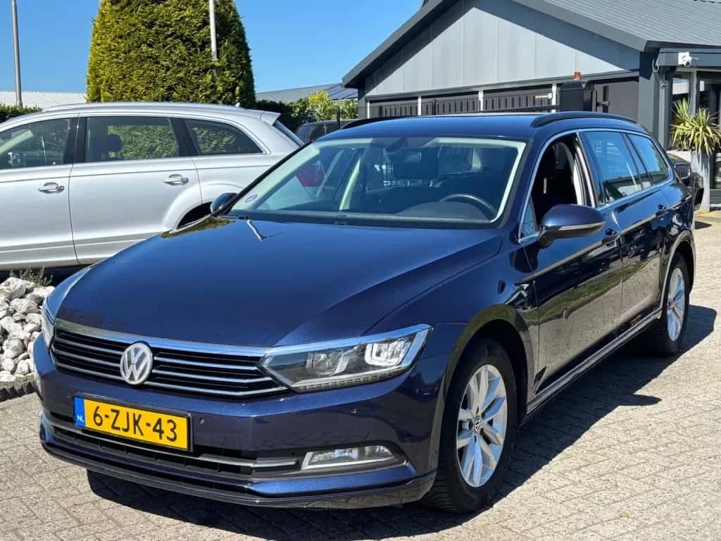 Volkswagen Passat (2014) — foto 1