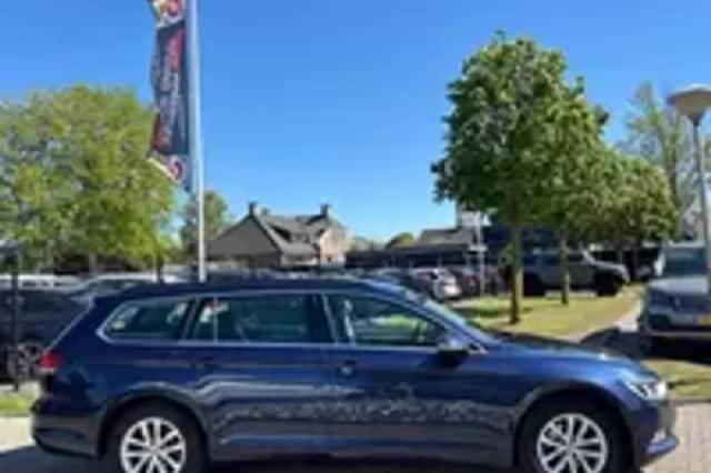 Volkswagen Passat (2014) thumbnail 23