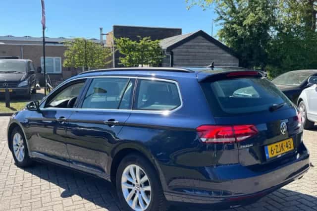 Volkswagen Passat (2014) thumbnail 7