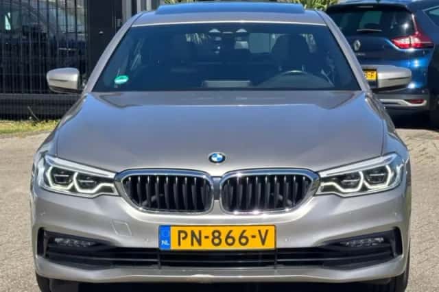BMW 5-Serie (2017) thumbnail 3