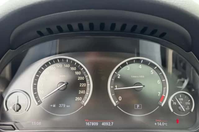 BMW 5-Serie (2012) thumbnail 21