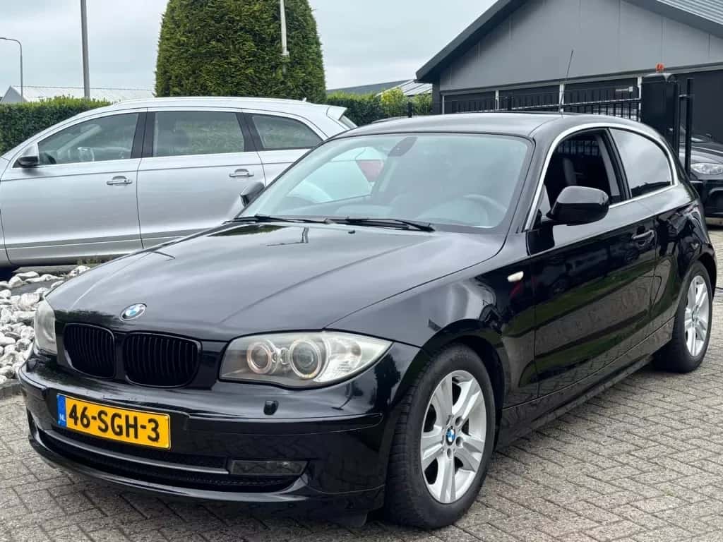 BMW 1-Serie (2011) — foto 1