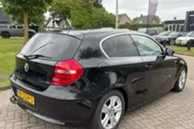 BMW 1-Serie (2011) thumbnail 24