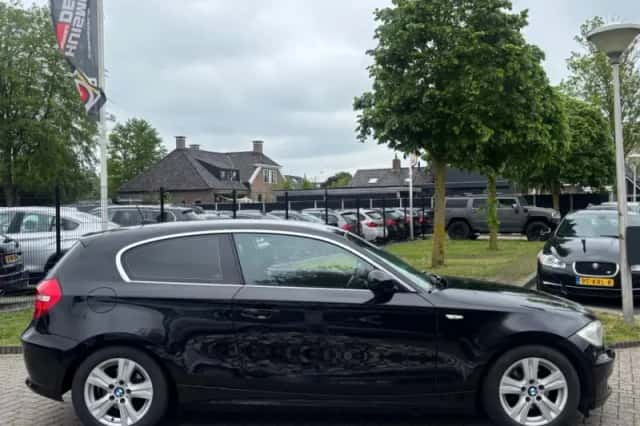 BMW 1-Serie (2011) thumbnail 4
