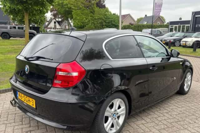 BMW 1-Serie (2011) thumbnail 5