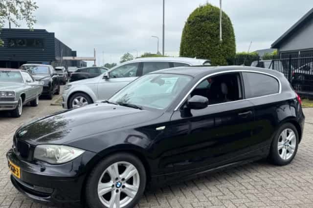 BMW 1-Serie (2011) thumbnail 8