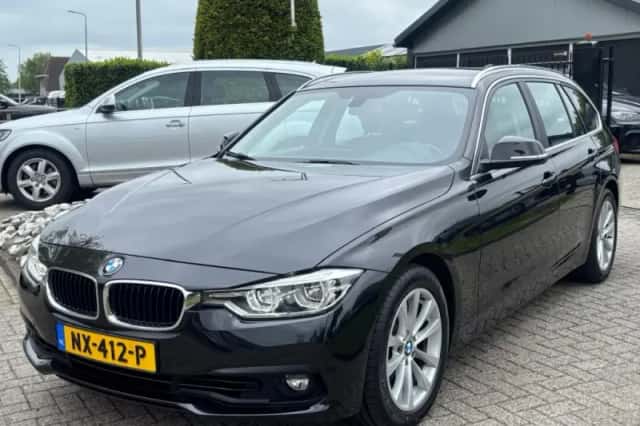 BMW 3-Serie (2017) thumbnail 1