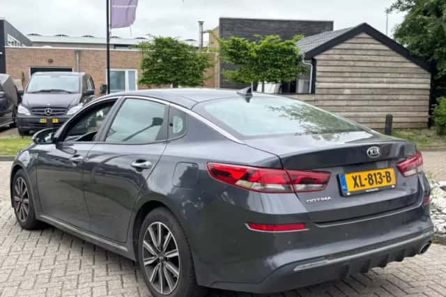 Kia Optima (2019) thumbnail 7