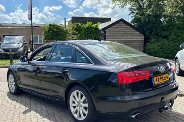 Audi A6 (2011) thumbnail 7