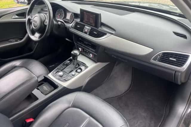 Audi A6 (2011) thumbnail 9