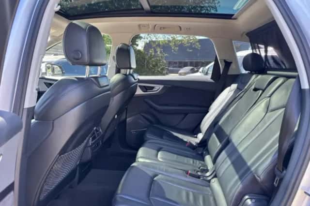 Audi Q7 (2016) thumbnail 18