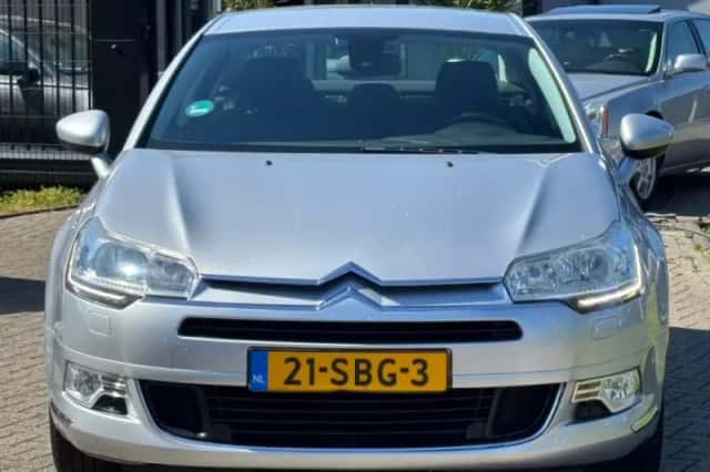 Citroën C5 (2011) thumbnail 2
