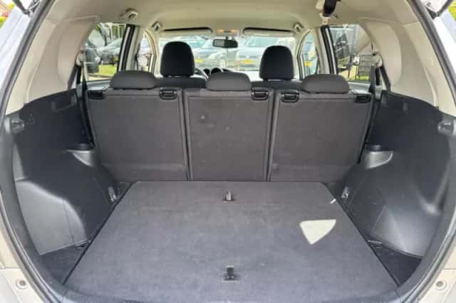 Toyota Verso (2013) thumbnail 15
