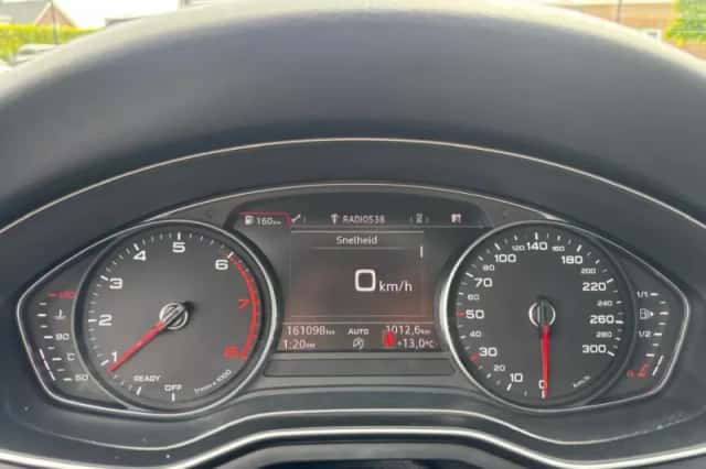 Audi A4 (2017) thumbnail 17