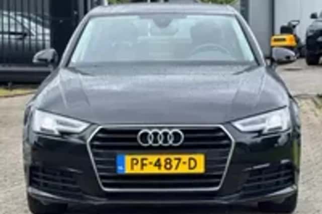 Audi A4 (2017) thumbnail 21