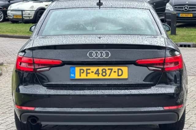 Audi A4 (2017) thumbnail 7