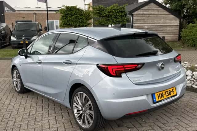 Opel Astra (2015) thumbnail 6