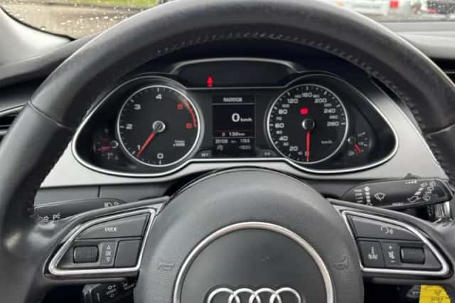 Audi A4 (2014) thumbnail 12