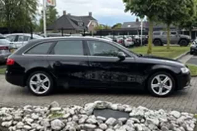 Audi A4 (2014) thumbnail 21