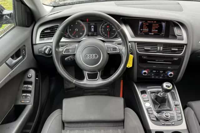 Audi A4 (2014) thumbnail 8