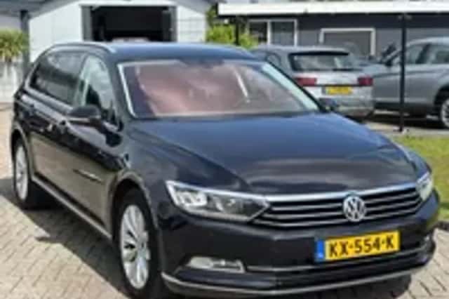 Volkswagen Passat (2016) thumbnail 23