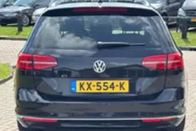 Volkswagen Passat (2016) thumbnail 26