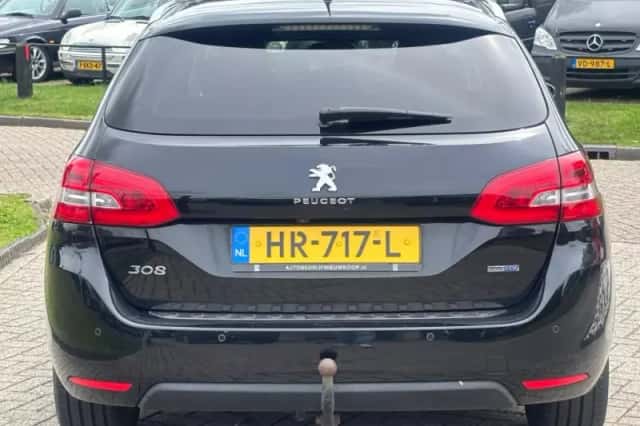 Peugeot 308 (2015) thumbnail 6