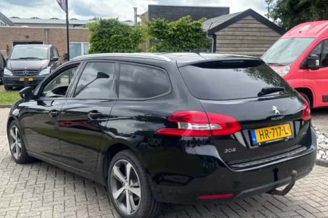 Peugeot 308 (2015) thumbnail 7