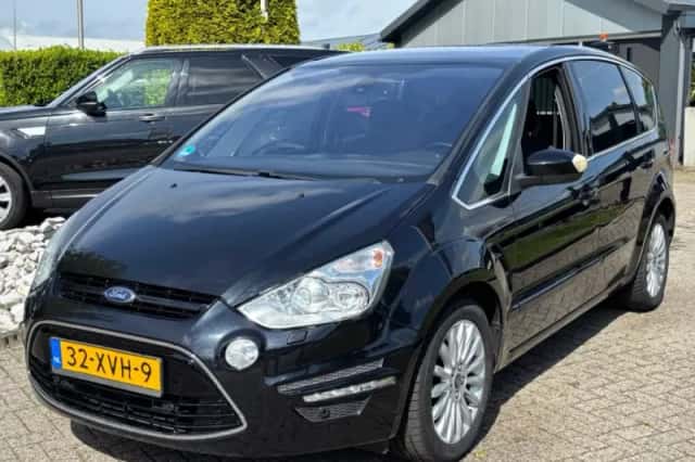 Ford S-Max (2012) thumbnail 1