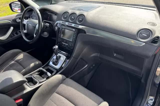 Ford S-Max (2012) thumbnail 12